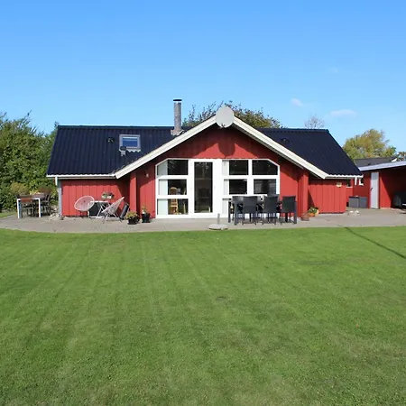 Holiday home Thorgot - 400m From The Sea By Interhome Nedre Lysabild